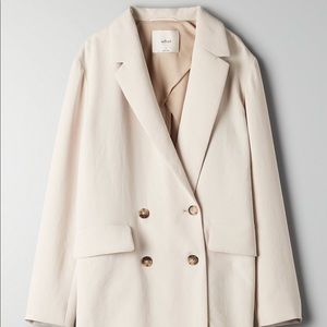 Aritzia Cherrelle Blazer(colour bone, size S)